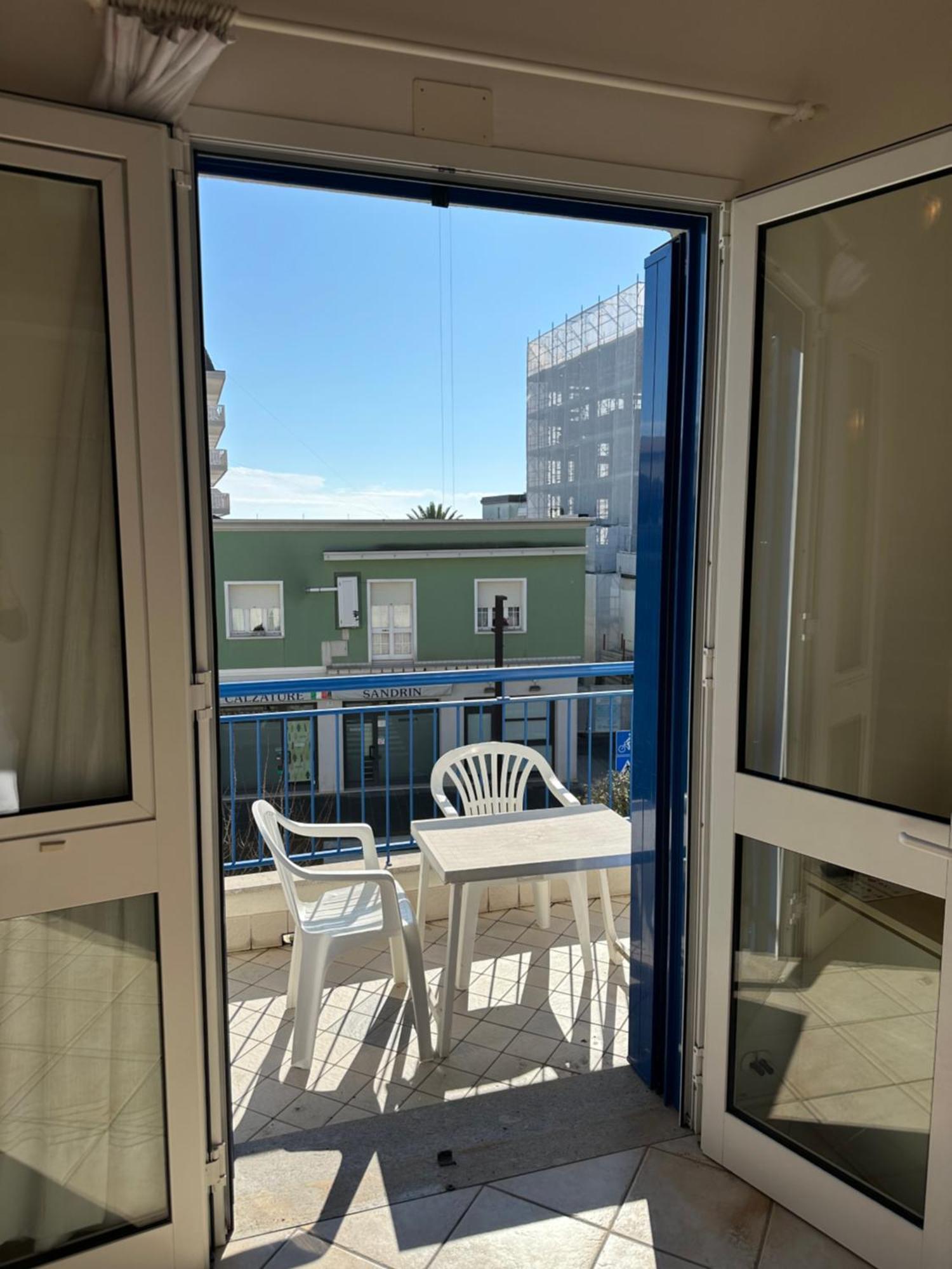 Residence Stefania Attici Su 2 Livelli - Agenzia Cocal Caorle Buitenkant foto